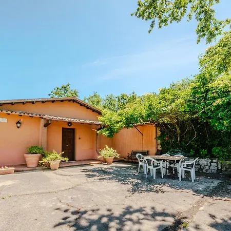 Il Borgo Nel Bosco Farm stay *