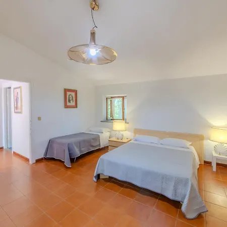 Il Borgo Nel Bosco Farm stay *