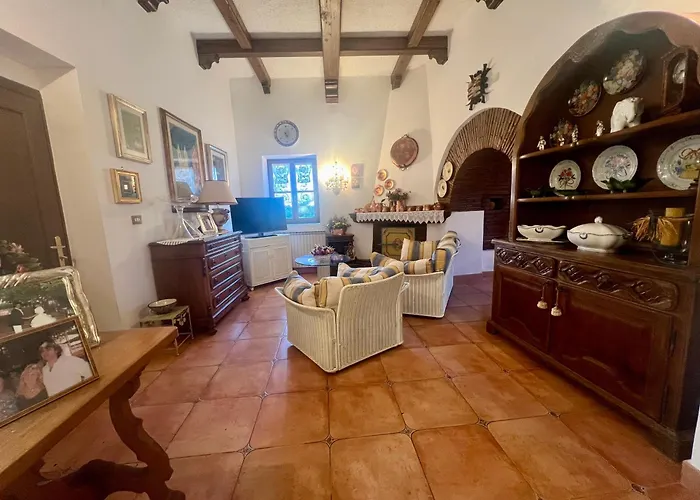 Il Borgo Nel Bosco 팜스테이