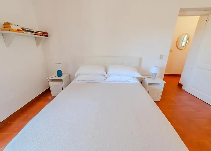 Il Borgo Nel Bosco 팜스테이 *