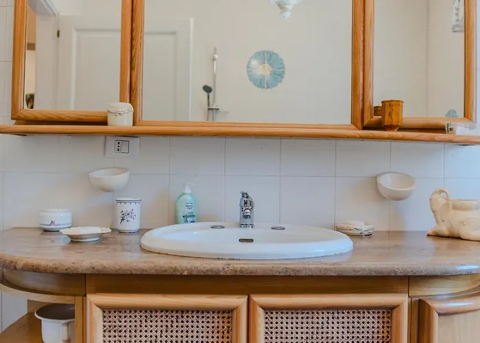 Il Borgo Nel Bosco 팜스테이 *