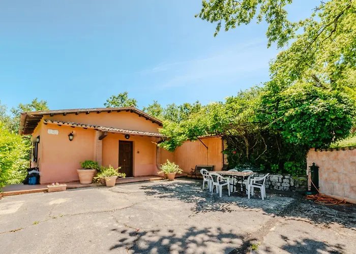 Il Borgo Nel Bosco 팜스테이 *